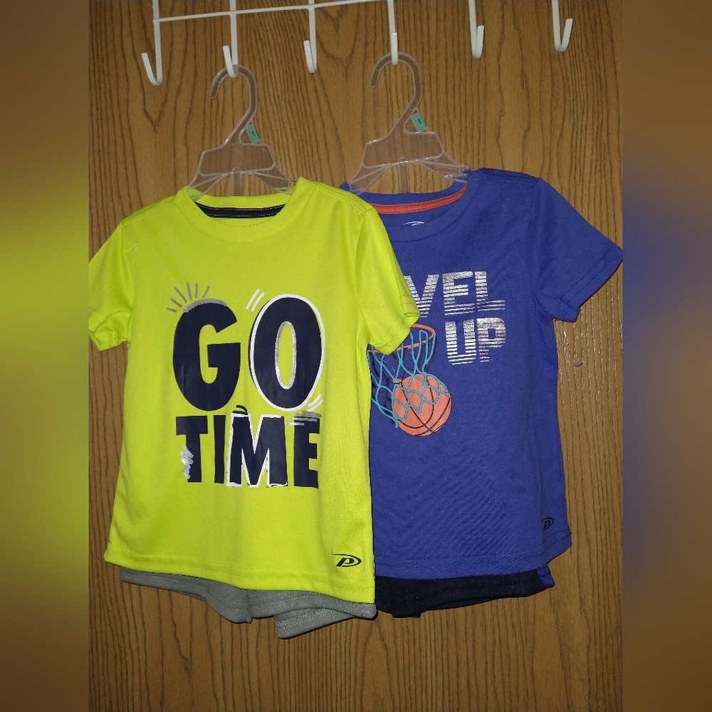 Boys' 5/6 Athletic 2 Outfits